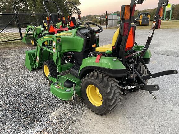 Image of John Deere 1023E equipment image 3