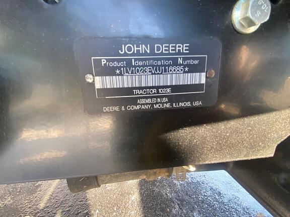 Image of John Deere 1023E equipment image 4