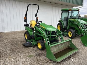 Main image John Deere 1023E