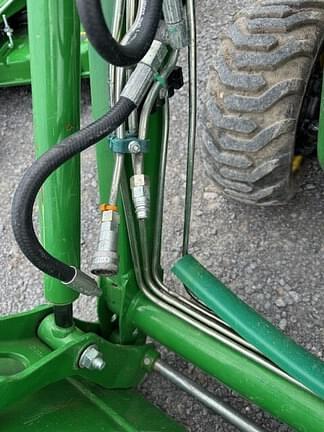 Image of John Deere 1025R equipment image 4