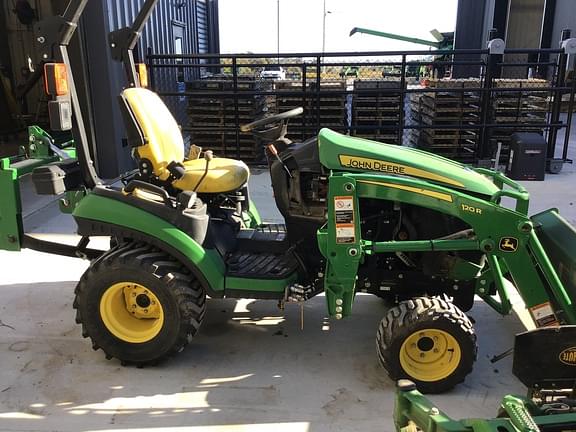 Image of John Deere 1025R Primary image