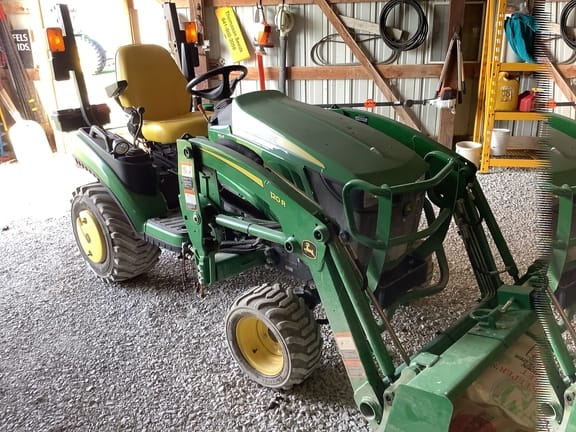 Main image John Deere 1025R