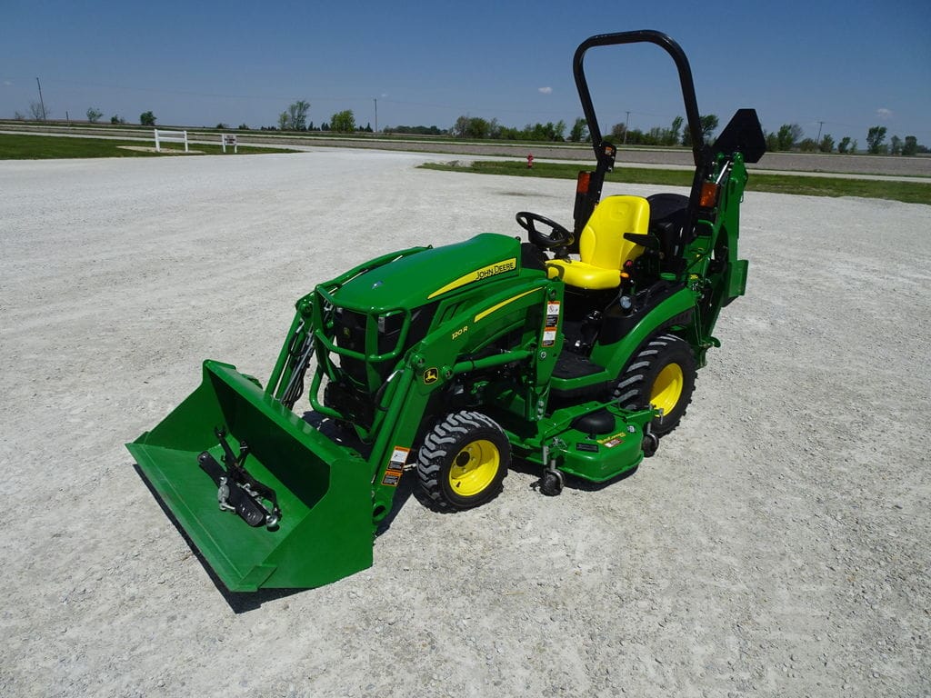 2018 John Deere 1025R Equipment Image0