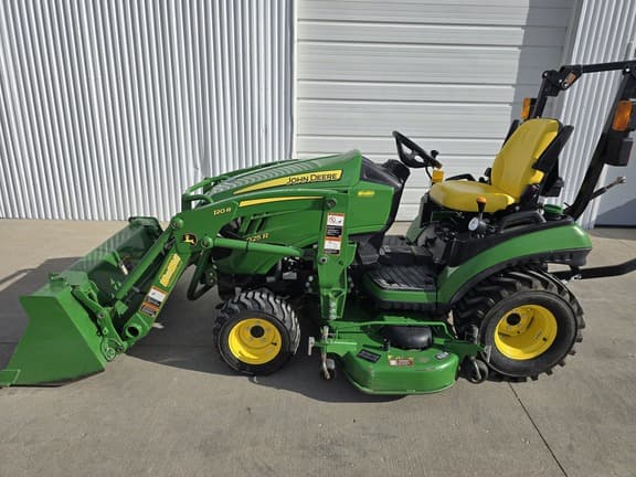 Image of John Deere 1025R equipment image 2