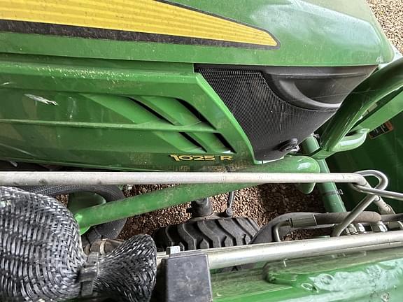 Image of John Deere 1025R equipment image 2