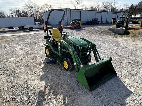 Image of John Deere 1025R equipment image 2