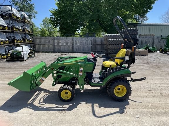 Main image John Deere 1025R