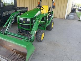 Main image John Deere 1025R 0