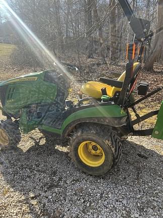 Image of John Deere 1025R equipment image 2