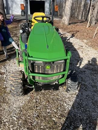 Image of John Deere 1025R equipment image 1