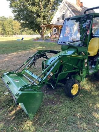 Image of John Deere 1025R equipment image 4
