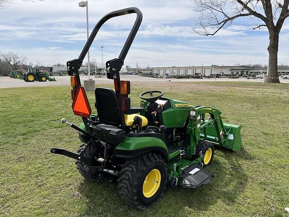 Image of John Deere 1025R equipment image 4