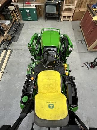 Image of John Deere 1025R equipment image 4