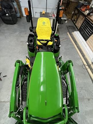 Image of John Deere 1025R equipment image 3
