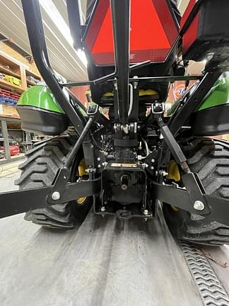 Image of John Deere 1025R equipment image 2