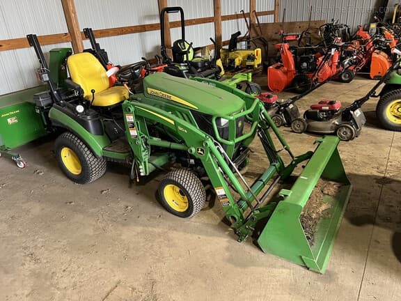 Image of John Deere 1025R equipment image 4