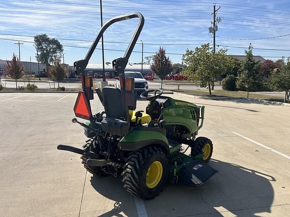 Image of John Deere 1025R equipment image 4