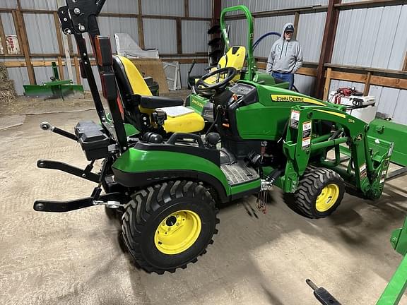 Image of John Deere 1025R Primary image