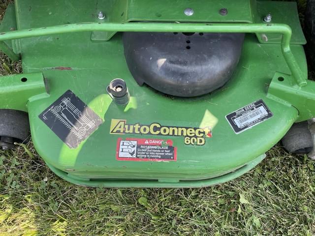 Image of John Deere 1025R equipment image 3