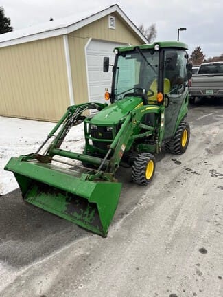 2018 John Deere 1025R Equipment Image0