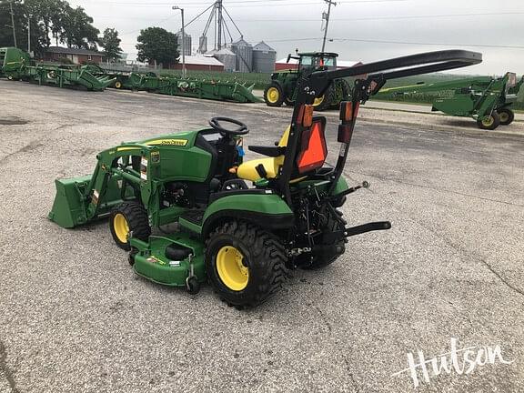 Image of John Deere 1025R equipment image 4