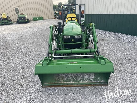 Image of John Deere 1025R equipment image 2