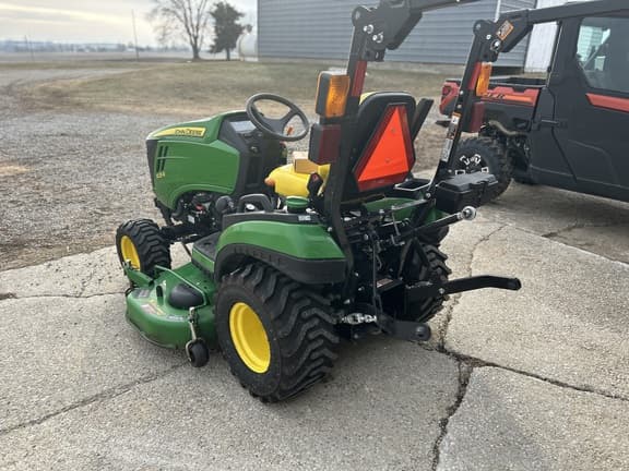 Image of John Deere 1025R equipment image 3