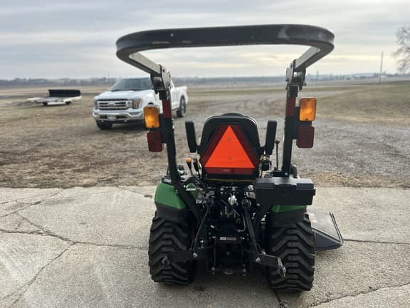 Image of John Deere 1025R equipment image 4