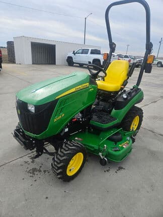 Image of John Deere 1025R equipment image 1