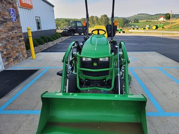 Image of John Deere 1025R equipment image 2