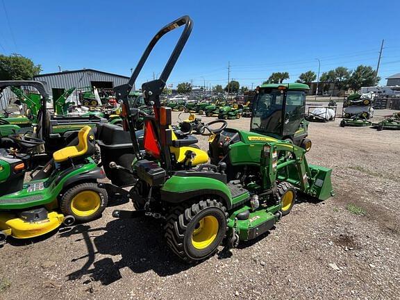 Image of John Deere 1025R equipment image 2