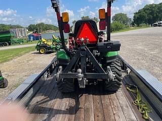 Image of John Deere 1025R equipment image 4