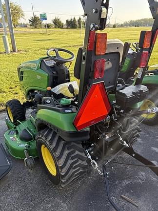 Image of John Deere 1025R equipment image 3