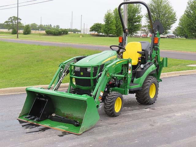 Image of John Deere 1025R equipment image 2