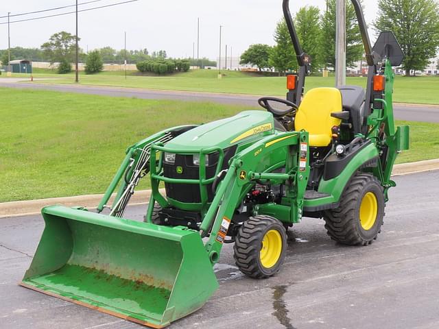 Image of John Deere 1025R equipment image 1