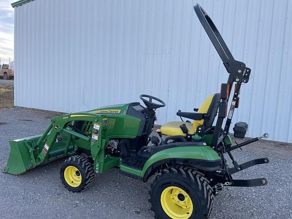 Image of John Deere 1025R equipment image 1