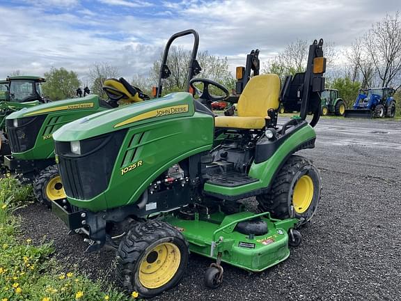 Image of John Deere 1025R Image 1