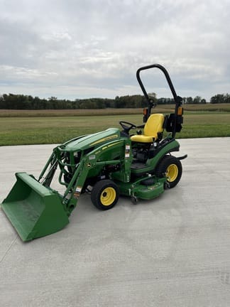 2018 John Deere 1025R Equipment Image0