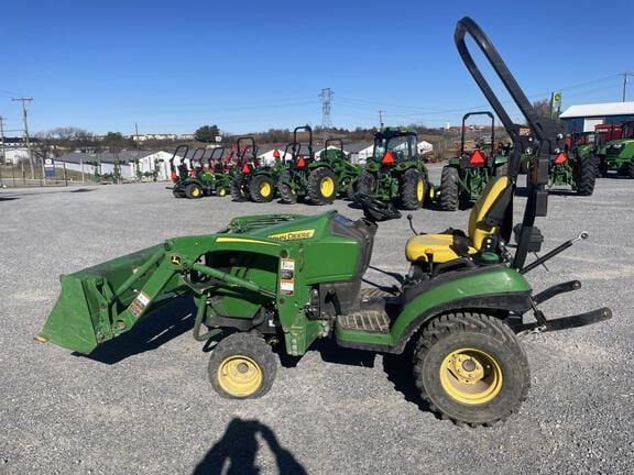 2018 John Deere 1025R Equipment Image0