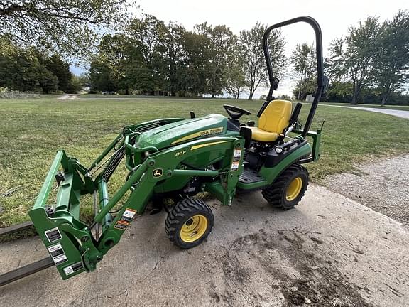 Image of John Deere 1025R Primary image