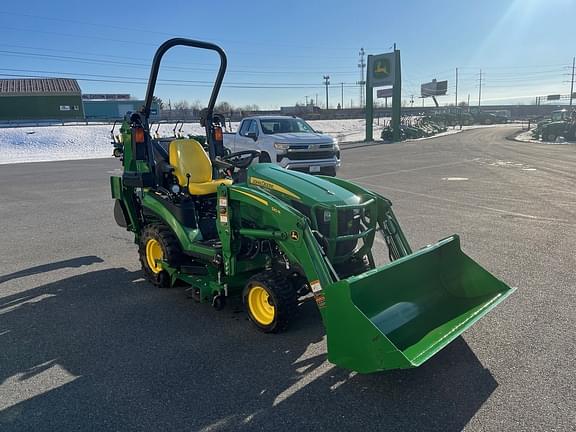 Image of John Deere 1025R equipment image 2