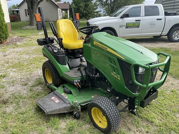 Image of John Deere 1025R equipment image 2