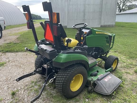 Image of John Deere 1025R equipment image 4