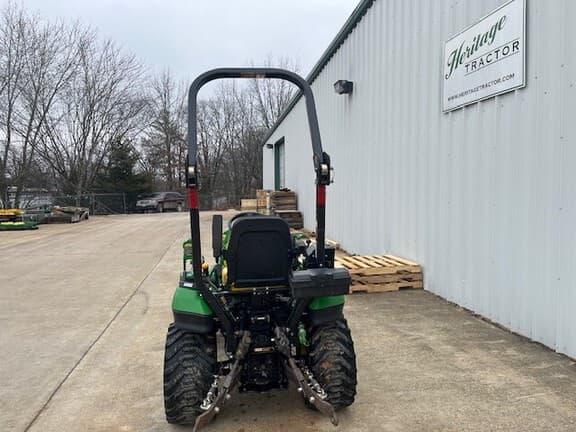 Image of John Deere 1025R equipment image 3