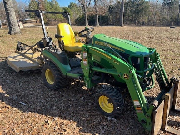 2018 John Deere 1025R Equipment Image0