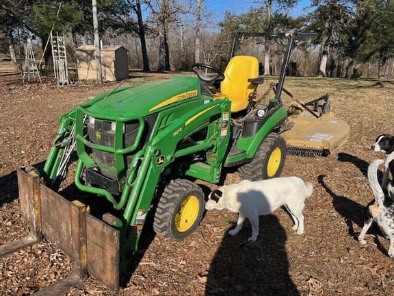 Image of John Deere 1025R equipment image 1