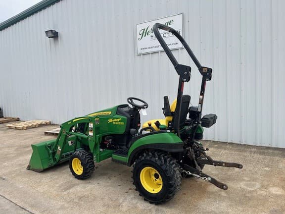 Image of John Deere 1025R equipment image 4