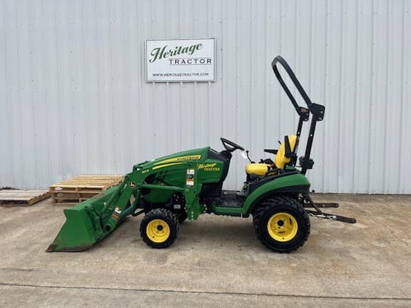 Image of John Deere 1025R equipment image 1