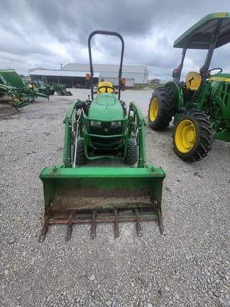 Image of John Deere 1025R equipment image 1