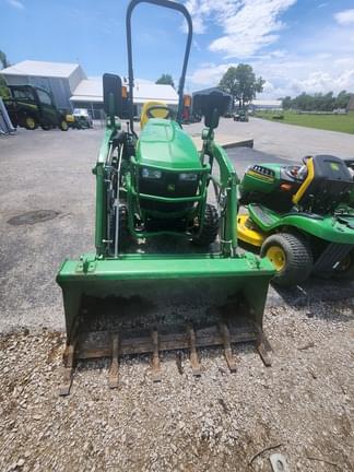 Image of John Deere 1025R equipment image 4